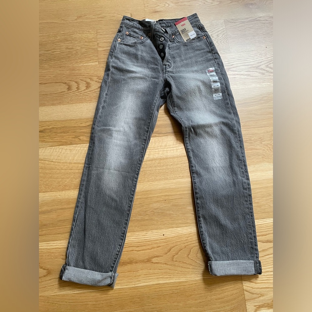 Levis straight leg gray jeans